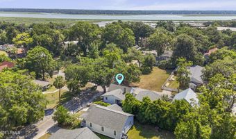 910 West St, Beaufort, SC 29902