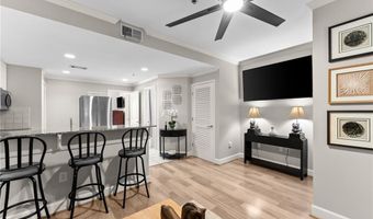 250 W Broad St 205, Athens, GA 30601