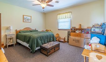 19422 Stirrup Dr, Abingdon, VA 24211