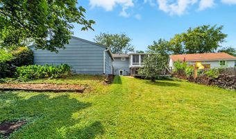 1213 S 14th St, Adel, IA 50003