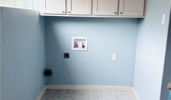 516 E 6th St A, Alice, TX 78332