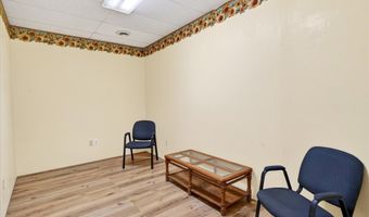 112 S Madison Ave, Aurora, MO 65605