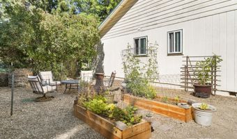 21081 Gardenia Ave, Bend, OR 97702