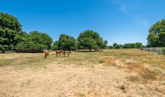 21169 Shelly Ln, Anderson, CA 96007