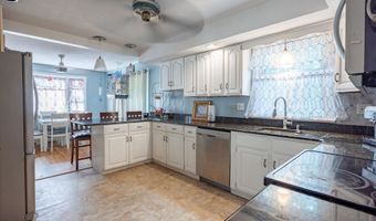 13 Robie Ln, Atkinson, NH 03811