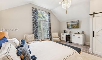 36 Hawthorne Rd, Bluffton, SC 29910