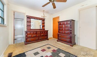 1213 Carolyn Dr, Albemarle, NC 28001