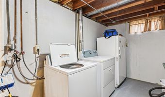 302 NW Arlan Dr, Ankeny, IA 50023