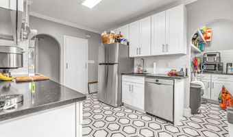 1387 Capitol Ave 1St Floor, Bridgeport, CT 06604