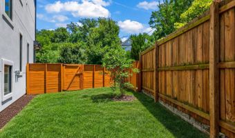 924 28TH St S, Arlington, VA 22202
