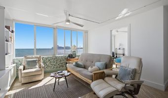 111 KAHULUI BEACH Rd A426, Kahului, HI 96732