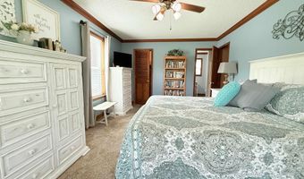 512 Lookout Dr, Arab, AL 35016