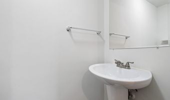 3858 GREEN St, Claymont, DE 19703