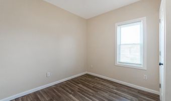 909 S HALL St, Allentown, PA 18102