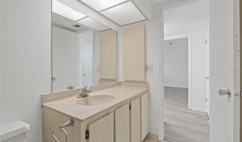 2621 COVE CAY Dr 407, Clearwater, FL 33760