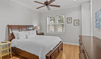 341 Thames St 103, Bristol, RI 02809