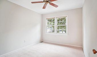 7492 COVENT WOOD Ct, Annandale, VA 22003
