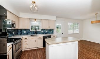 110 CARLISLE Dr, Dover, DE 19904