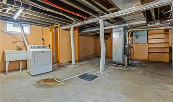 1301 Wade St, Aliquippa, PA 15001
