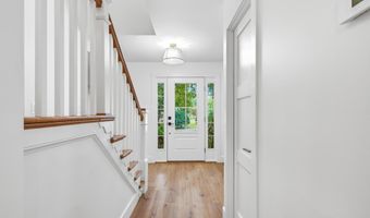 4908 WOODLAND Way, Annandale, VA 22003