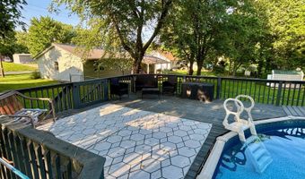 301 E. Pine St, Albion, IL 62806