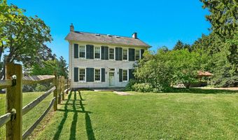 222 BASTIAN Ln, Allentown, PA 18104