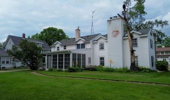 1230 N SUPERIOR St, Antigo, WI 54409