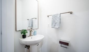 2215 RICHMOND Hwy 101, Alexandria, VA 22301