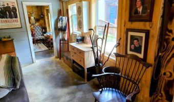 377 Gravy Branch Rd, Artemus, KY 40903