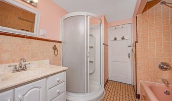 38 Buchanan Ave, Amityville, NY 11701