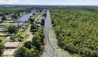 13525 PALM Dr, Astatula, FL 34705