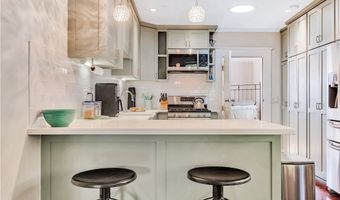 4562 Lomita, Los Angeles, CA 90019