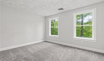 172 Pine Swamp Rd, Cumberland, RI 02864