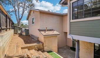 1225 N Broadway 26, Escondido, CA 92026