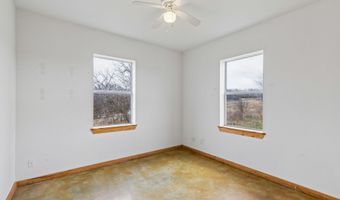 1087 County Road 2395, Alvord, TX 76225