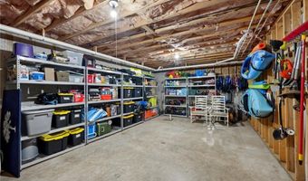 202 Saddlehorn Trl, Ball Ground, GA 30107