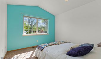 87 Clinton Ln, Belgrade, MT 59714