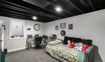 705 17th Ave SW, Altoona, IA 50009