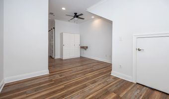 922 Porter Ave 216, Ocean Springs, MS 39564