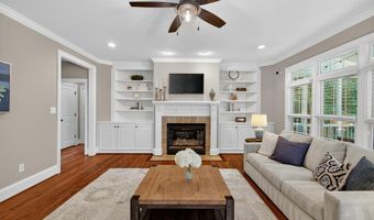 3748 Knollcreek Dr, Apex, NC 27539