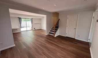 5633 INDEPENDENCE Cir, Alexandria, VA 22312
