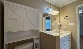 107 Acorn Ln, Batesville, MS 38606