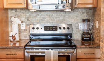 2381 S Kihei Rd B-107, Kihei, HI 96753