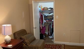 3352 WOODBURN Rd 21, Annandale, VA 22003