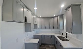 1551 Del Amo Blvd, Torrance, CA 90501