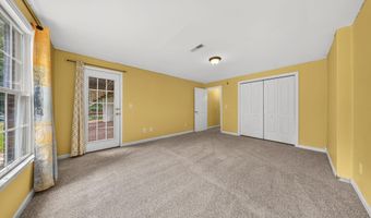 335 Benford Dr, Boiling Springs, SC 29316