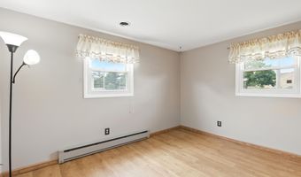 1209 Highland Dr, Auburn, IN 46706