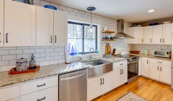 22 Deacon Willey Rd, Campton, NH 03223