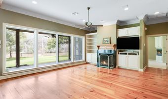 310 W Magnolia Ave, Abbeville, LA 70510