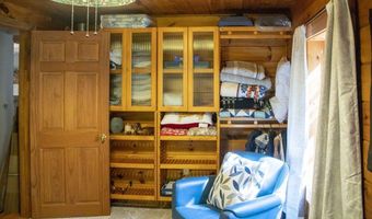 11 N Shore Rd, Chester, NH 03036